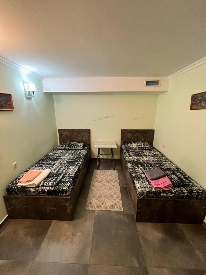 Hostel Voyage Батумі Екстер'єр фото