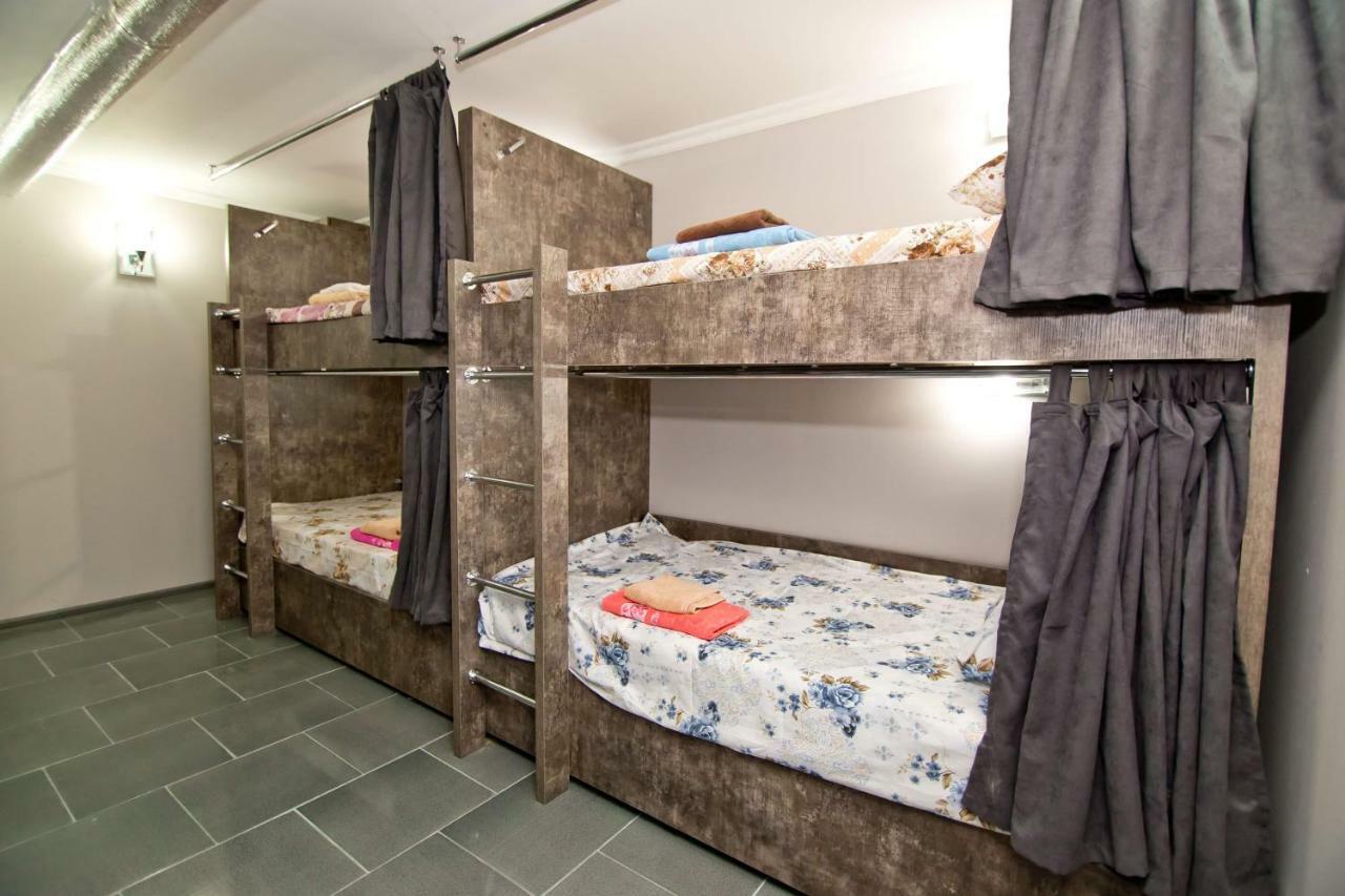 Hostel Voyage Батумі Екстер'єр фото